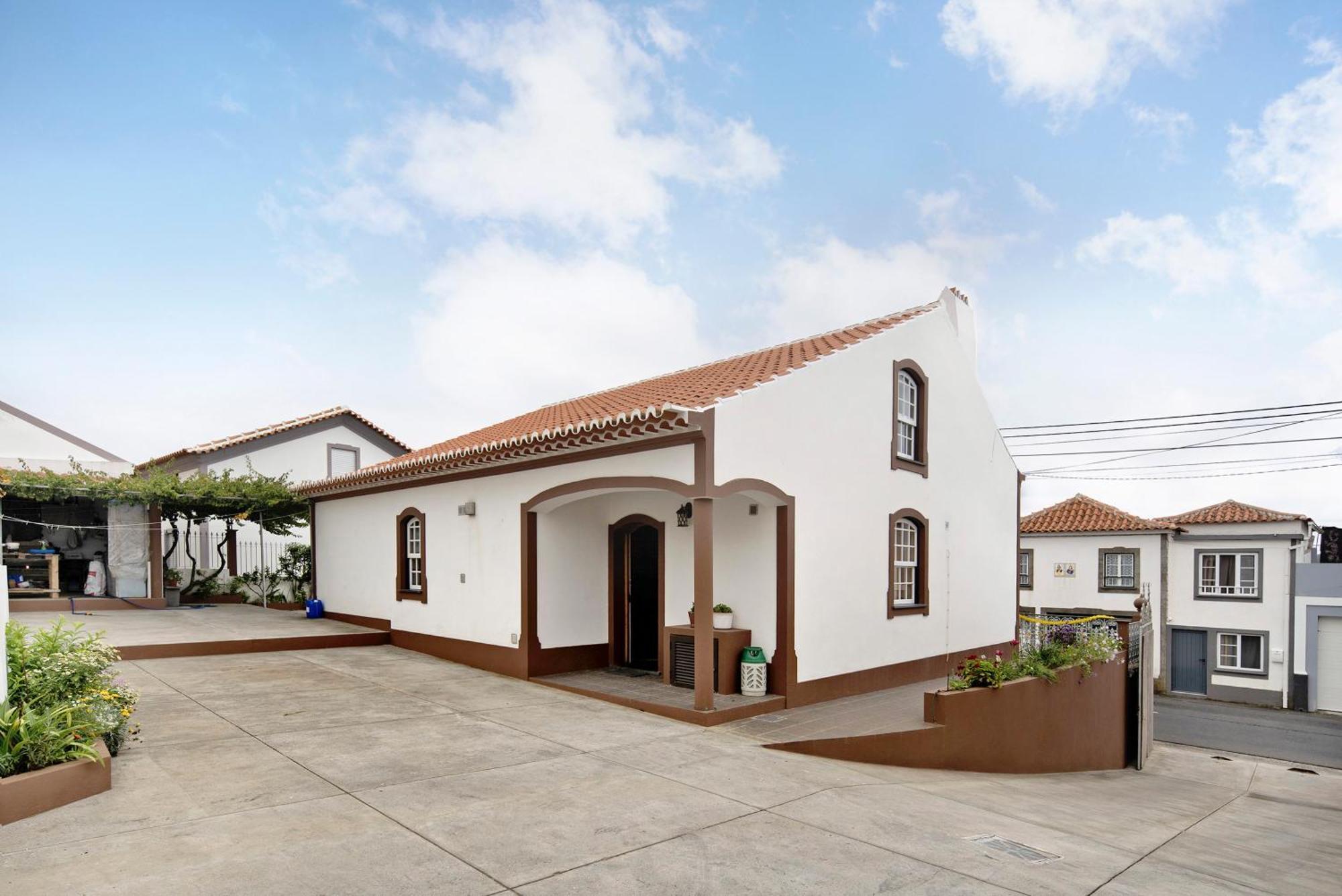 Casa Das Rosas Angra do Heroísmo Eksteriør bilde